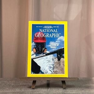 National Geographic Hazardous Waste 1985 Magazine